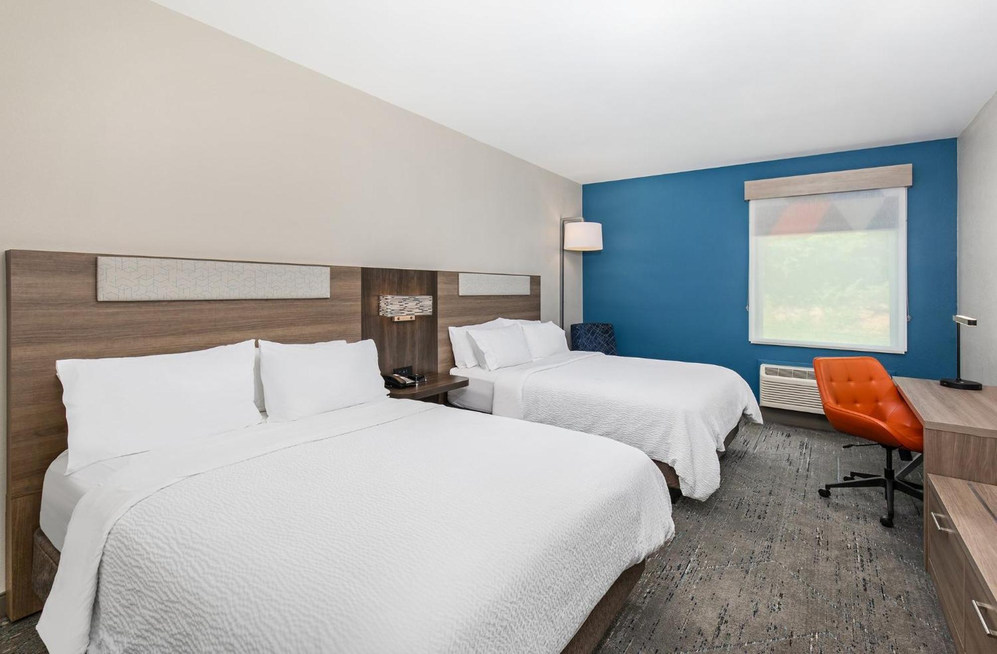 Holiday Inn Express Hurricane Mills Waverly By Ihg Exterior photo