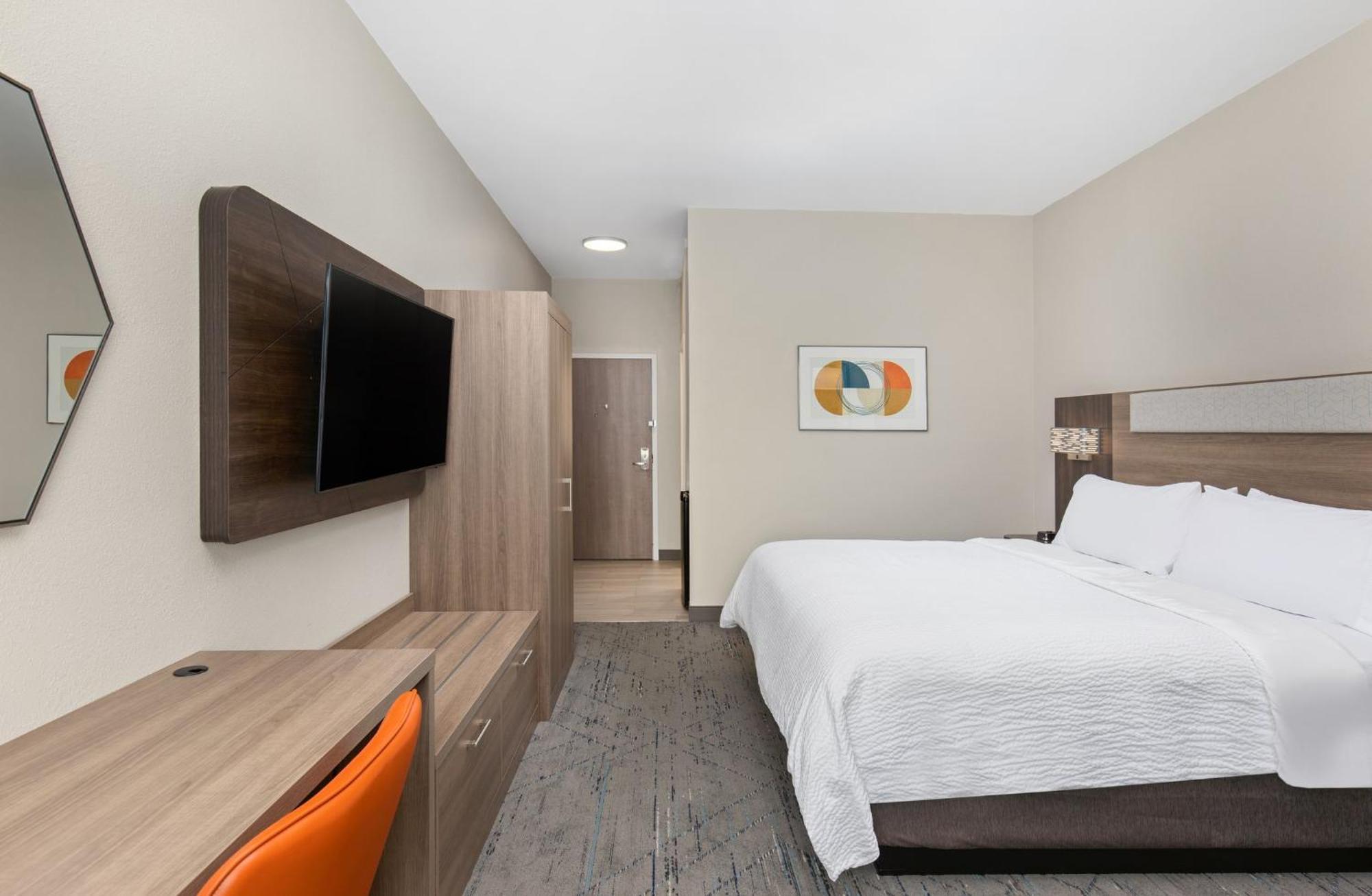 Holiday Inn Express Hurricane Mills Waverly By Ihg Exterior photo