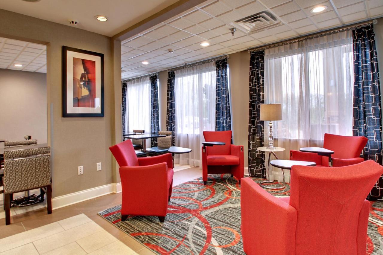 Holiday Inn Express Hurricane Mills Waverly By Ihg Exterior photo