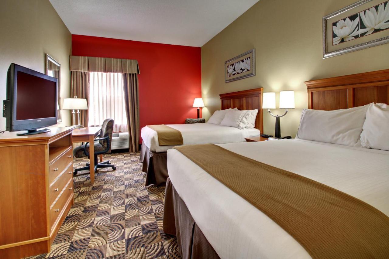 Holiday Inn Express Hurricane Mills Waverly By Ihg Exterior photo